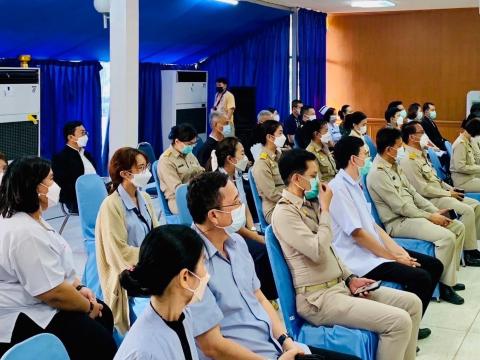 สาธารณสุขอำเภอบึงสามพันร่วมพิธีมอบขาเทียมพระราชทาน