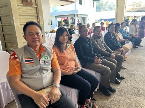 สตรีสานสัมพันธ์ สร้างสรรค์งานพัฒนาชุมชน (สตรีสัญจร) จังหวัดเพชรบ