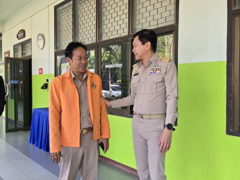 มอบเงิน TO BE NUMBER ONE 68