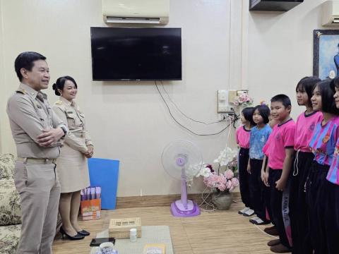 มอบเงิน TO BE NUMBER ONE 68