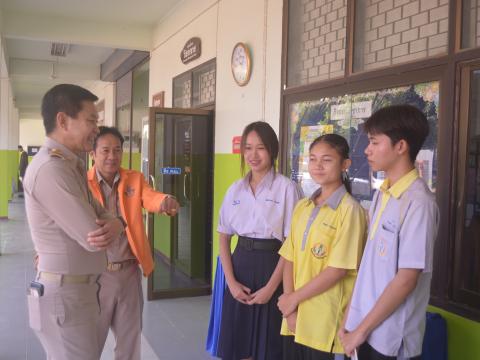 มอบเงิน TO BE NUMBER ONE 68