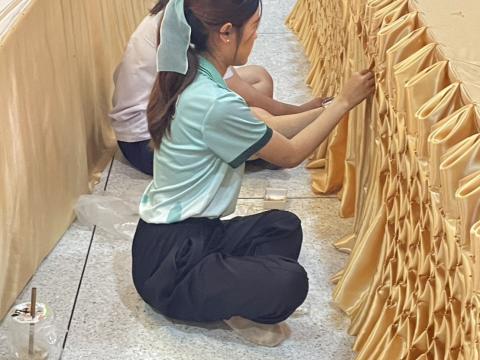 คณะคุณครูและนักเรียนโรงเรียนบ้านราหุล