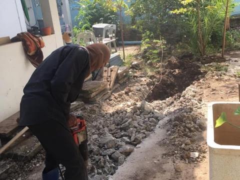 พัฒนาระบบรางระบายน้ำ ถนนคอนกรีต