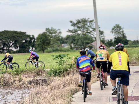 รวมพลัง พชอ.บึงสามพัน ปั่นจักรยานลดอุบัติเหตุ ร่วมสร้าง ถนนปลอดภ