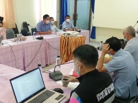 ปรับปรุงโต๊ะห้องประชุม