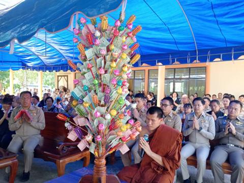 โครงการหน่วยบำบัดทุกข์ บำรุงสุข สร้างรอยยิ้มให้ประชาชน จังหวัดเพ