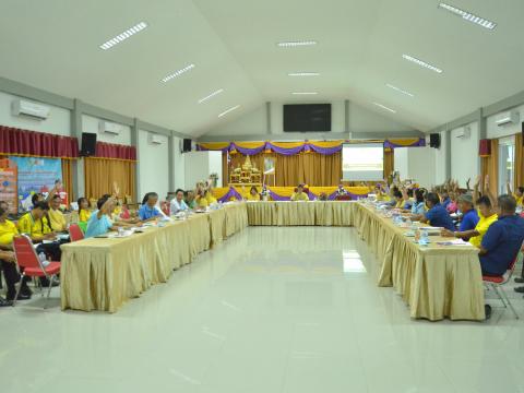 ประชุมคณะกรรมการพัฒนาเทศบาลตำบลซับสมอทอด เพื่อจัดทำร่างแผนพัฒนาท